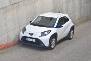 Toyota Aygo X cross 2023 autom.