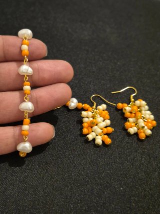 Conjunto Pulsera y Pendientes Naranja y Blanco