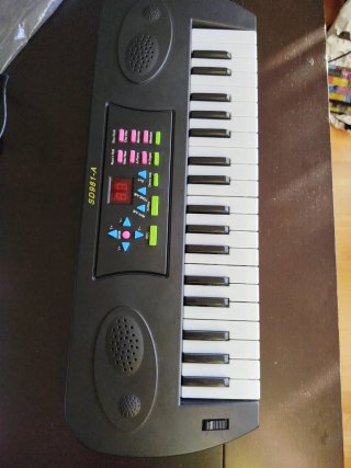 Teclado Infantil SD981-A con micrófono