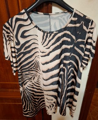 Camiseta punto frío estampado cebra