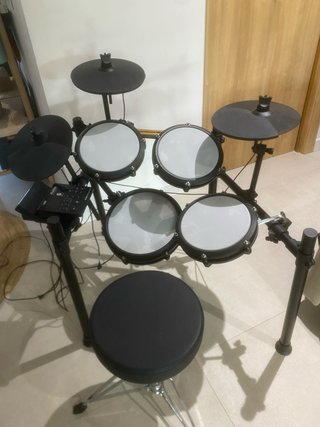 Batería Electrónica Alesis