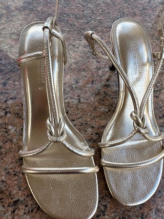 Sandalias Doradas Pull&Bear Talla 39