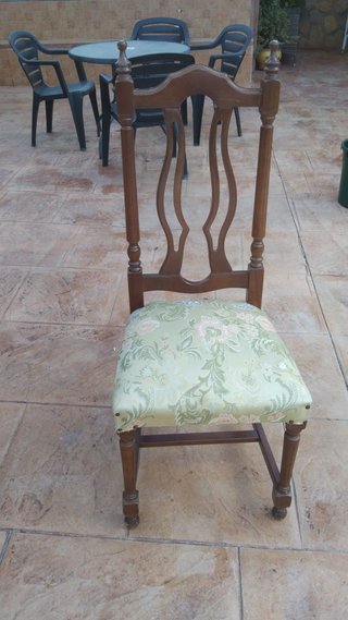 Silla de comedor madera nogal respaldo alto