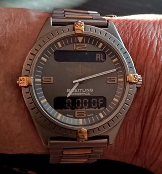 Reloj Breitling Aerospace Titanio y Oro