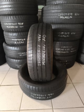 235/55R17 99V