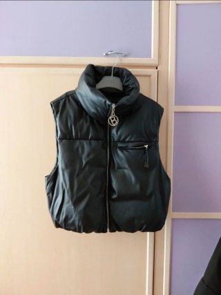 Chaleco efecto piel negro