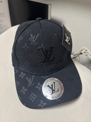 Gorra Louis Vuitton Negra