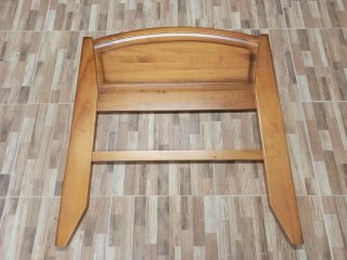 Cabecero de pino para cama