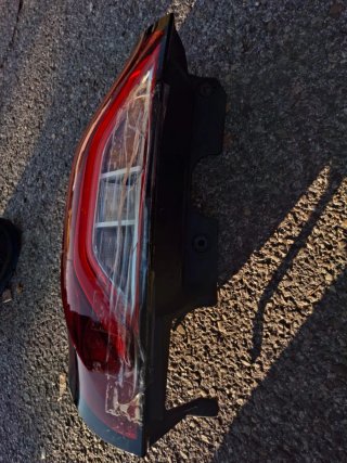 Faro trasero izquierdo Renault Kangoo 3