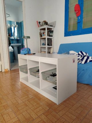 Mesa auxiliar blanca IKEA
