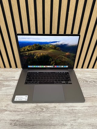 MacBook Pro 16'' 2019 i7 16GB 500GB