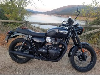 Triumph Bonneville T100 Black Edition 2019 A2