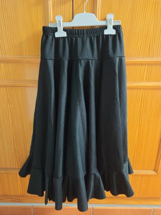Falda Negra con Volante flamenca