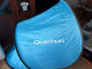 Tienda de campaña tipo iglú Quechua