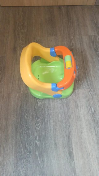 Asiento de Baño Giratorio para Bebé con Ventosas
