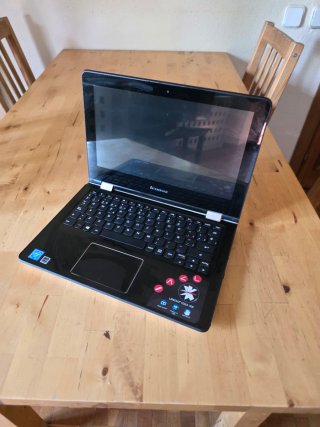 Lenovo Yoga Core i3 Táctil Windows 10