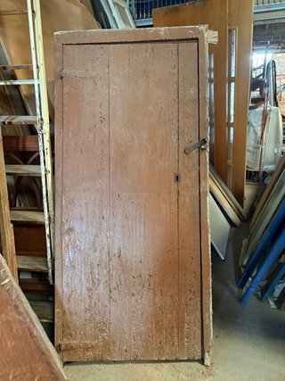 Puerta rústica de madera