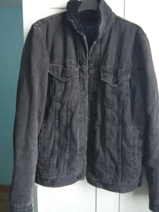 Cazadora vaquera hombre negra