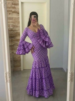 Traje Flamenca Morado Lunares