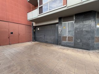 Garaje en venta en Centre en Castelldefels