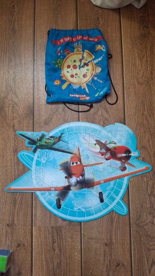 Lote Infantil: Puzzle Aviones y Mochila