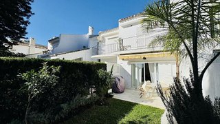 Casa adosada en alquiler en Aloha en Marbella