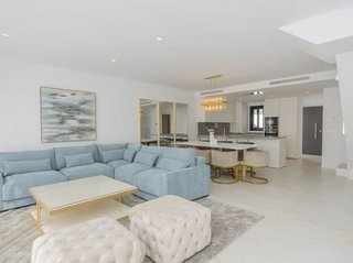 Chalet en alquiler en Los Naranjos en Marbella