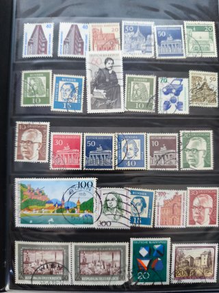 Album di francobolli del mondo