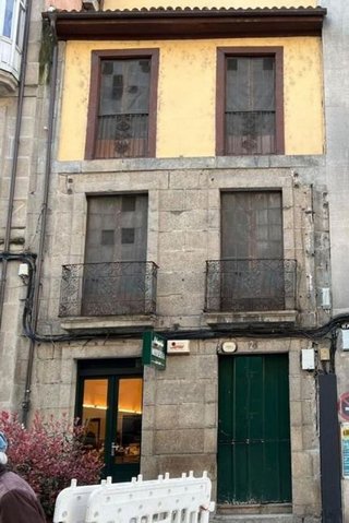 Edificio en venta en Casco Viejo en Ourense