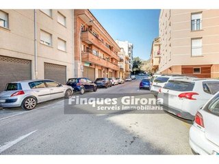 Local comercial en venta en Domeny - Fontajau - Taialà en Girona