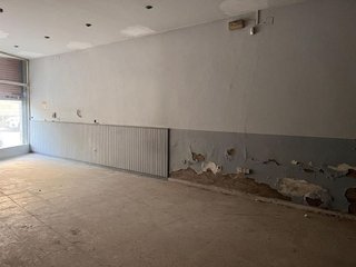 Local comercial en venta en Universidad en Ourense