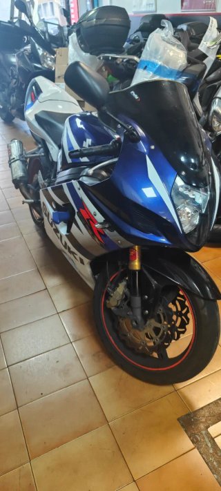 Suzuki GSXR 1000 2004