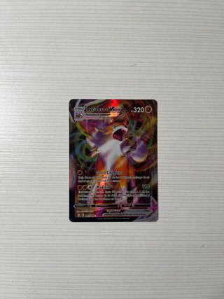 Cartas Pokémon VMAX