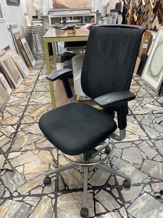 Silla alta Steelcase