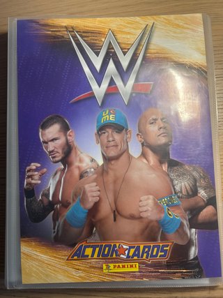 Álbum WWE Panini Action Cards