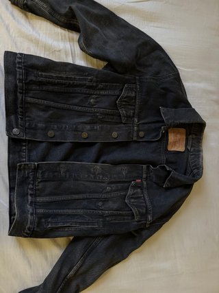 Cazadora vaquera negra Levi's