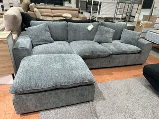 Sofá con puff gris