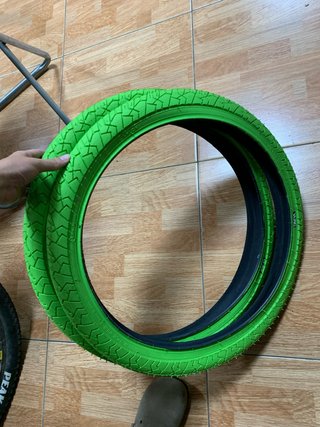 2 Cubiertas WAG 20 x 1.95 para BMX
