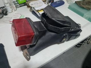 Yamaha 250 Guardabarros Trasero Rojo/Negro