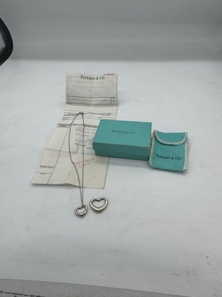 Collar y dos Corazónes Tiffany & Co.