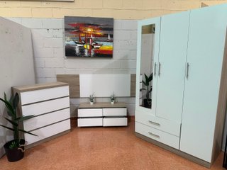 Dormitorio completo: Cabecero, Mesas, Cómoda y Arm