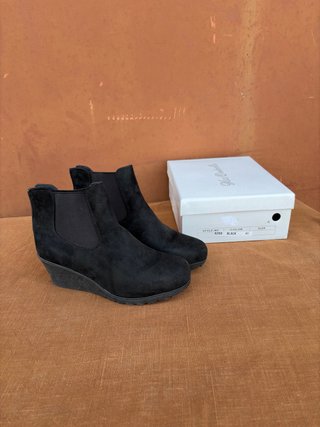 Stivaletti finto camoscio n.41