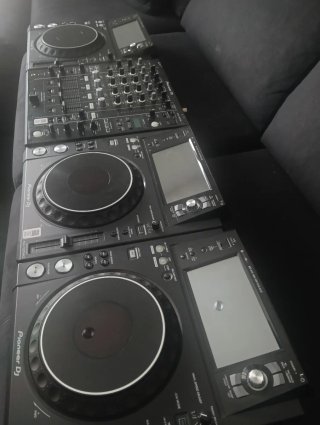 Set Pioneer 3 XDJ-1000MK2 y Mesa DJM-750 MK2