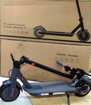 Patinete Eléctrico T1 con Ruedas Honeycomb