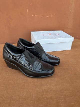 Scarpe eleganti finta pelle nere 41