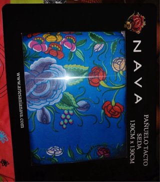Pañuelo de Seda Nava 130cm x 130cm