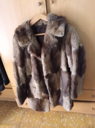 Chaquetón de piel de pelo largo
