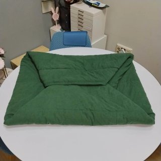 Fondello imbottito verde per pouf