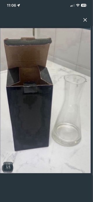 Escanciador de vino de cristal con caja