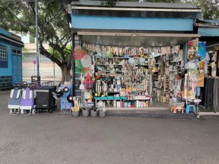 Se traspasa local en Rambla azul Mercado S/C